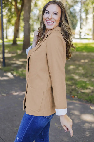 Blazer con cuello de solapa color albaricoque 