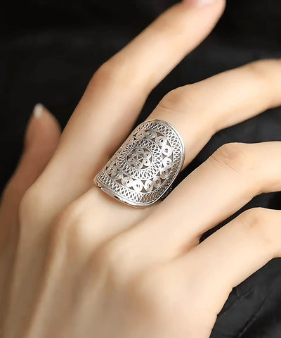 Anillos ahuecados de plata de ley con seda de gran tamaño 