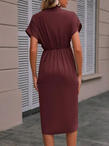 Vestidos midi de color liso con escote en V y abertura frontal, plisados, con nudo suelto y alto-bajo 