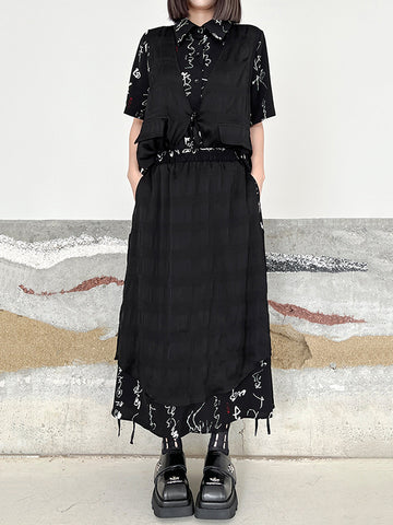 Blusas y camisas con solapas escalonadas, aberturas laterales, estampados, con cordones y dos bolsillos laterales falsos 