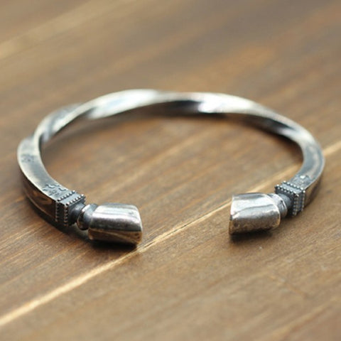Brazalete de plata de ley con forma de pezuña de caballo 