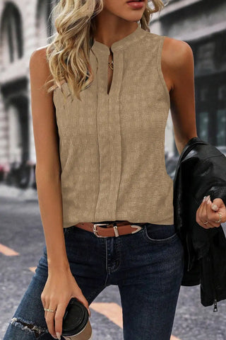 elegante camiseta francesa de tirantes con entramado beige 