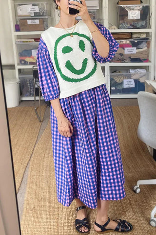 Camiseta sin mangas suelta y versátil con estampado único de cara feliz 