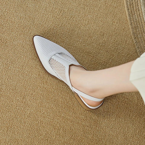 Neue Sommer-Hausschuhe, Sommerschuhe, spitze Zehenpartie, Pantoletten mit klobigen Absätzen, Sandalen für Damen, handgefertigt, zwei Möglichkeiten, Sommersandalen zu tragen 