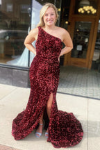 Vestido de fiesta de sirena con un solo hombro, lentejuelas fucsias y abertura