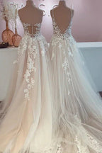 Elegantes vestidos de novia de diseño con escote en forma de A y encaje