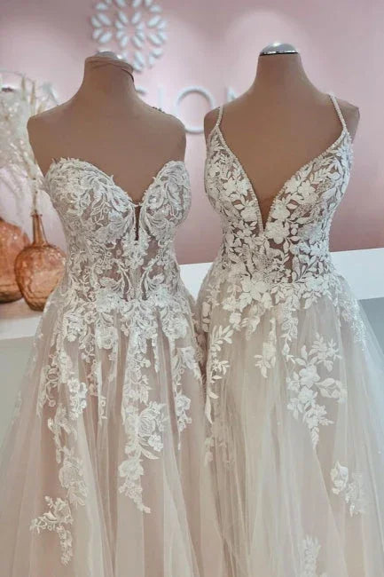 Elegantes vestidos de novia de diseño con escote en forma de A y encaje