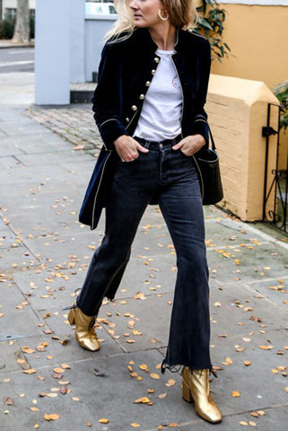 Bohemian Rhapsody – Zweireihiger Mantel mit Klappe aus Samt 