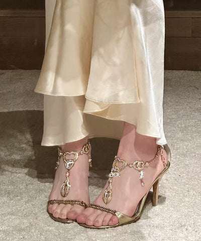 Sandalias de piel de oveja verde con tacones altos y elegantes de aguja con incrustaciones de circonitas 