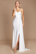 Vestido de novia largo de un solo hombro