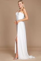 Vestido de novia largo de un solo hombro