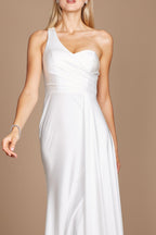 Vestido de novia largo de un solo hombro