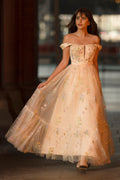 Langes, champagnerfarbenes Prinzessinnen-Abendkleid in A-Linie mit Herzausschnitt und Stickerei