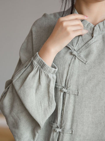 Blusas y camisas artísticas retro sueltas de manga larga con botones, color sólido y cuello alto 