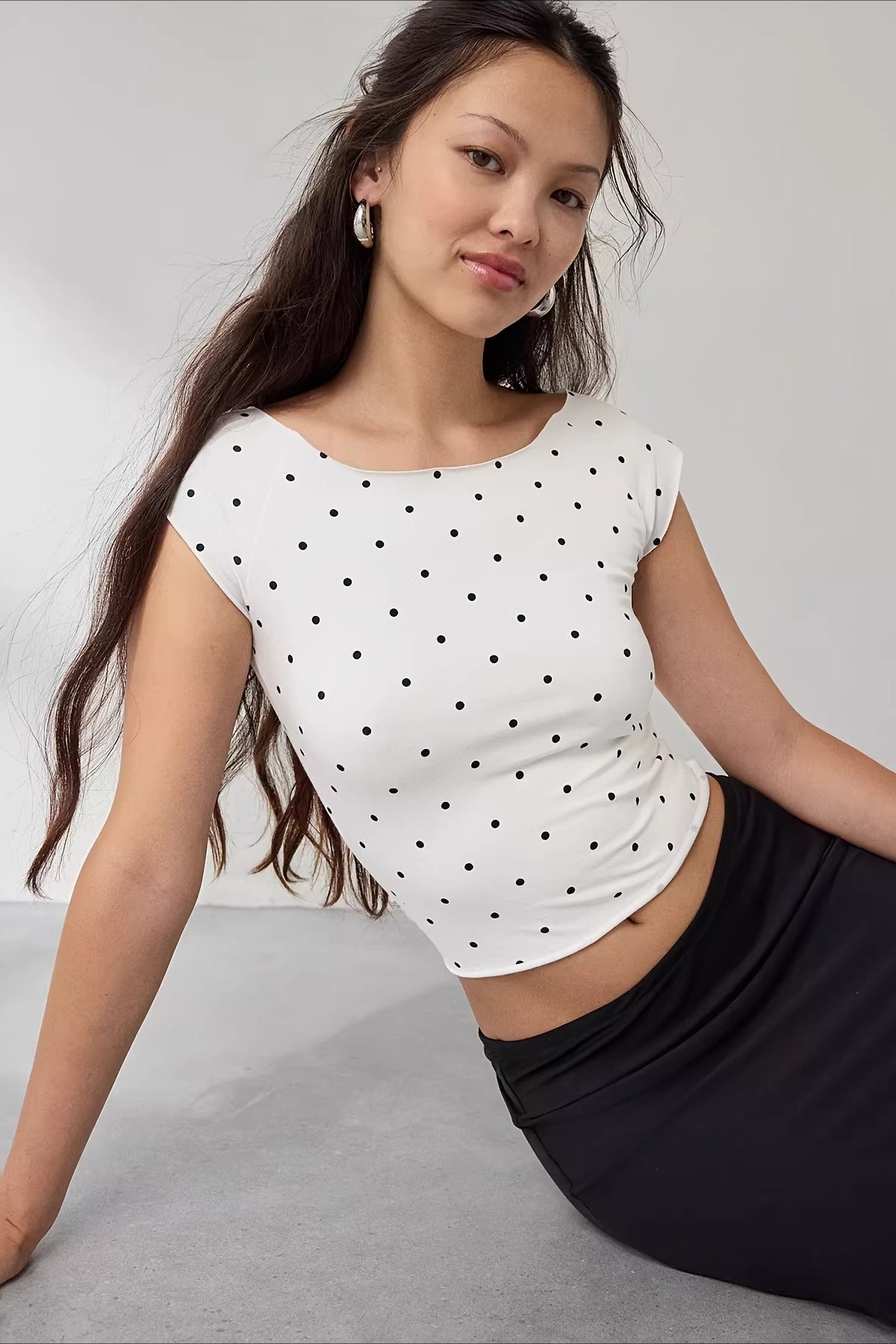 Cropped Fitted Retro Polka Dot T‑shirt