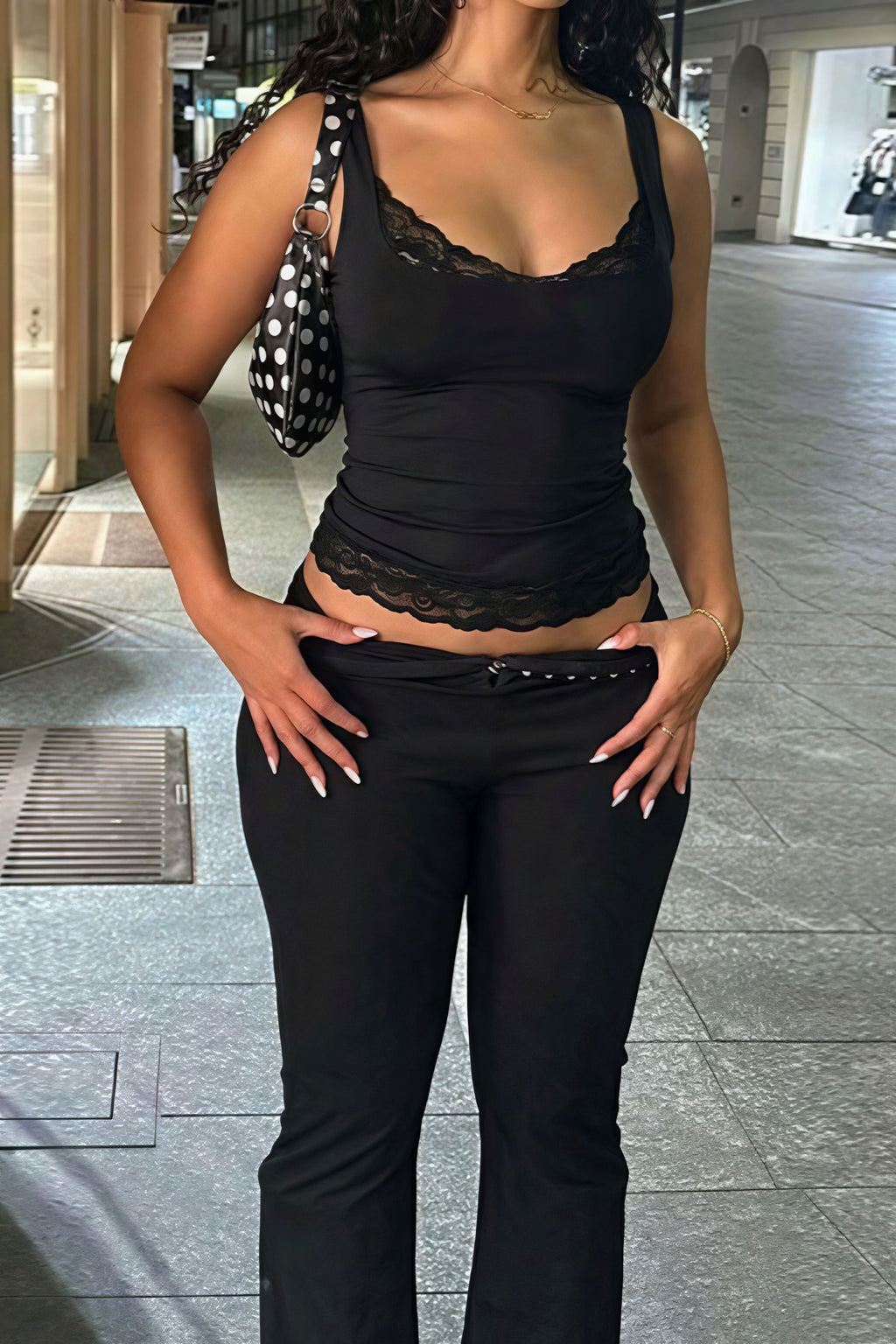 Chic Sexy Solid Lace Trim Cami Top