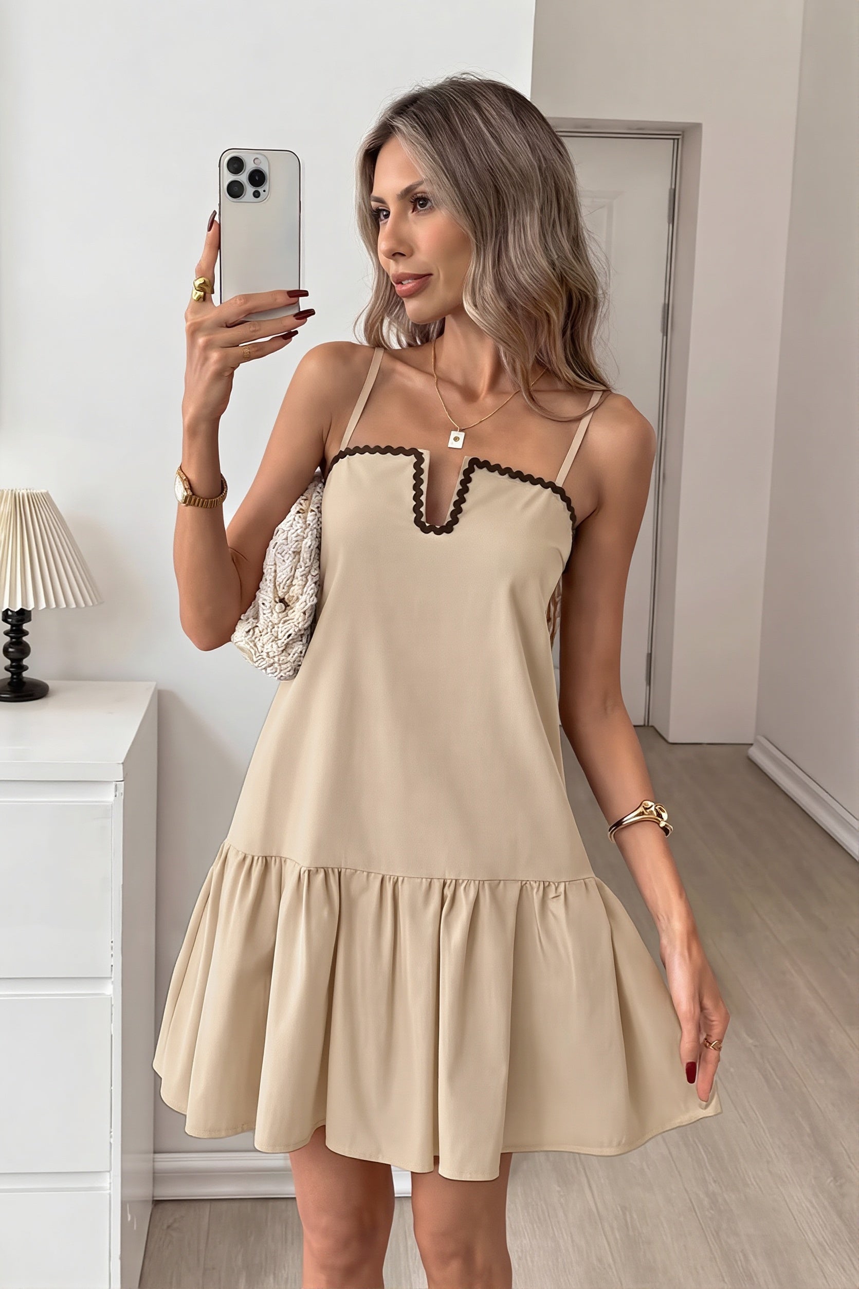 Loose Fit Color Block Ruffle Holiday Midi Dress