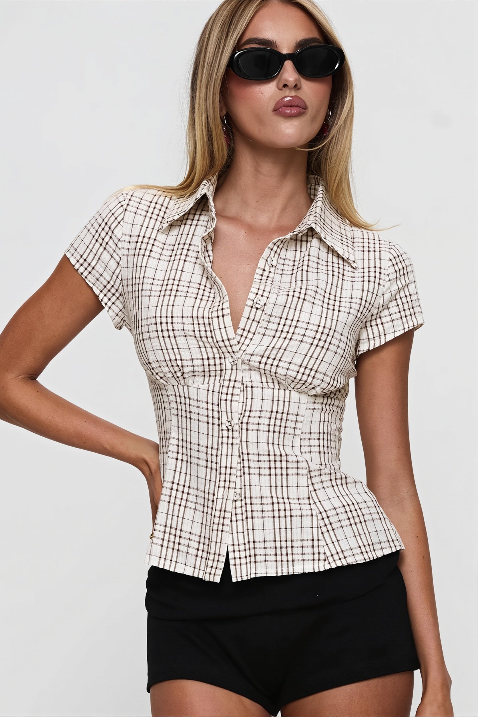 Polo Neck Pleated Cropped Slim Blouse