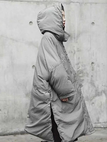 Super lockerer, gesteppter, seitlich geteilter Oberbekleidungsmantel mit Hut 