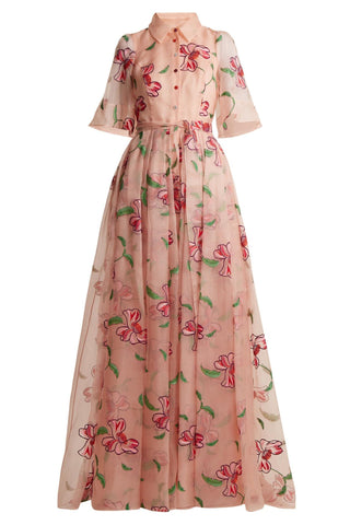 Vestido midi floral de manga corta con parte inferior 