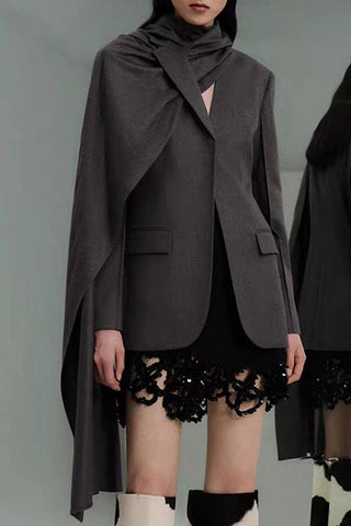 Blazer minimalista con solapa con muesca, manga larga y cintura ceñida 