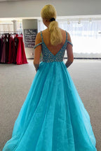 Langes, schulterfreies, blaues A-Linien-Abendkleid mit Perlenstickerei