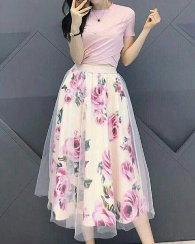 CONJUNTO DE CAMISETA Y FALDA MONICA 