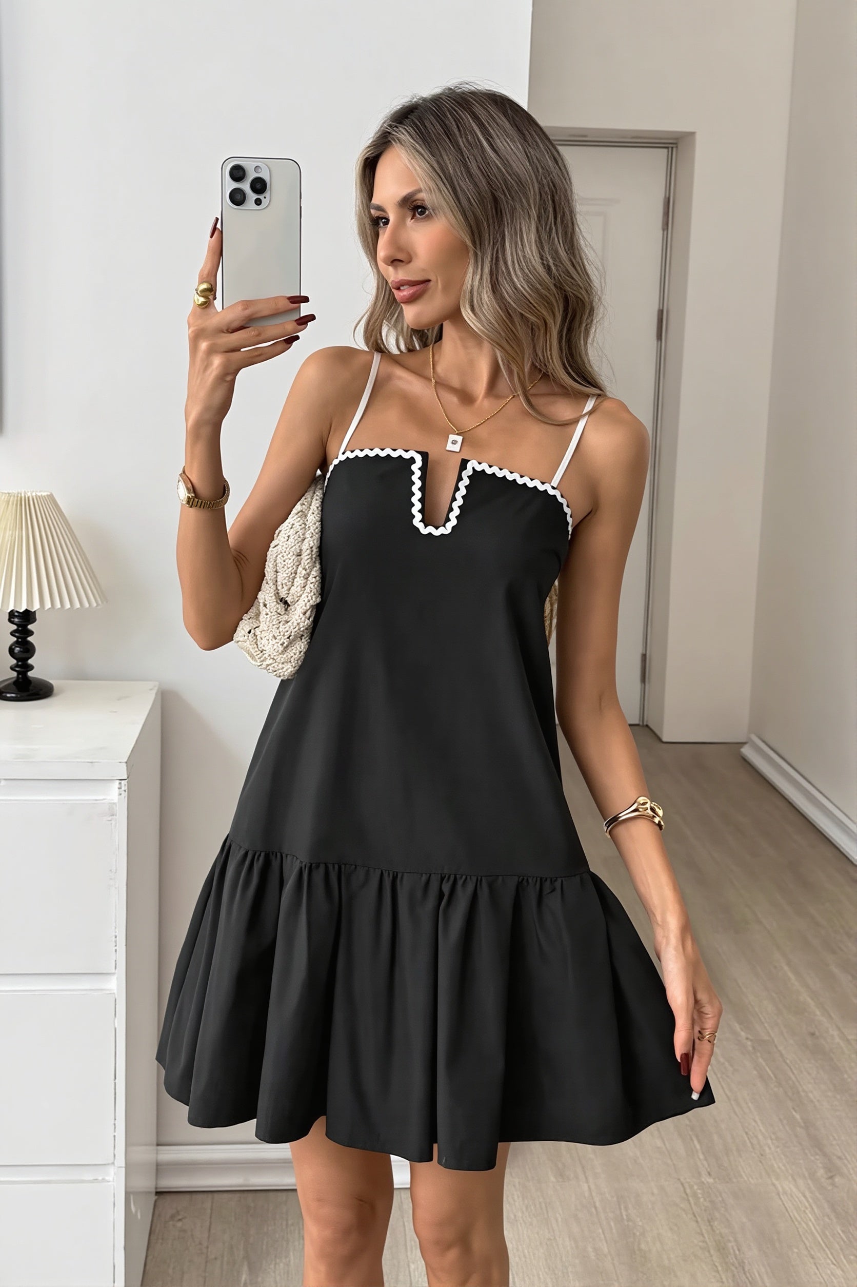 Loose Fit Color Block Ruffle Holiday Midi Dress