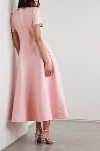 Vestido midi Zoe con lazo y adornos de cristales 