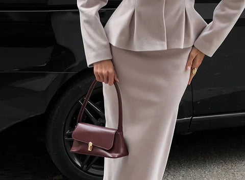 Conjunto de dos piezas para oficina con blazer de lana y falda con cremallera 