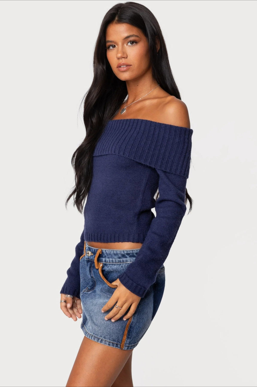 Solid Color Off-Shoulder Boat Neck Long-Sleeve Knit Top