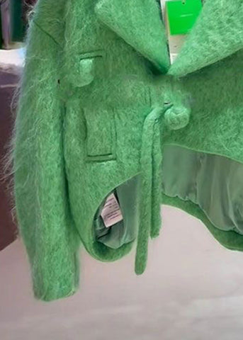 Nuevos abrigos de lana de manga larga con diseño bajo y alto y botones verdes 