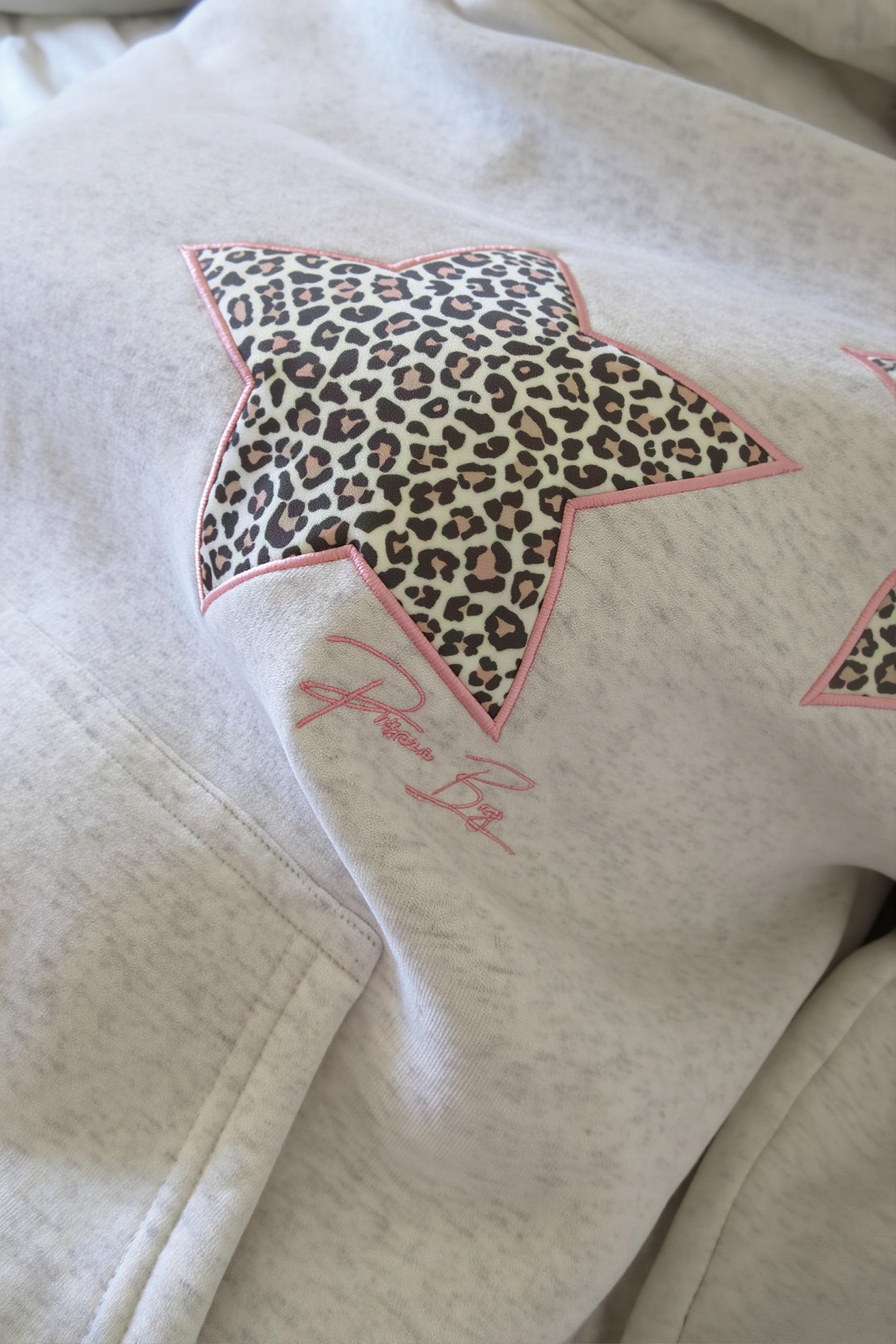 Star Embroidered Loose Pullover Hoodie