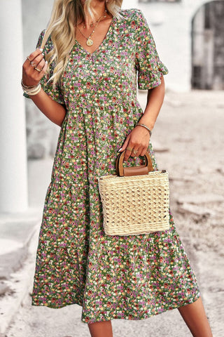 Vestido midi floral con escote en V y mangas con volantes 
