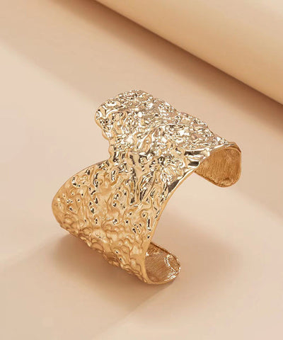 Lässige offene Ringe aus goldener Edelstahllegierung 