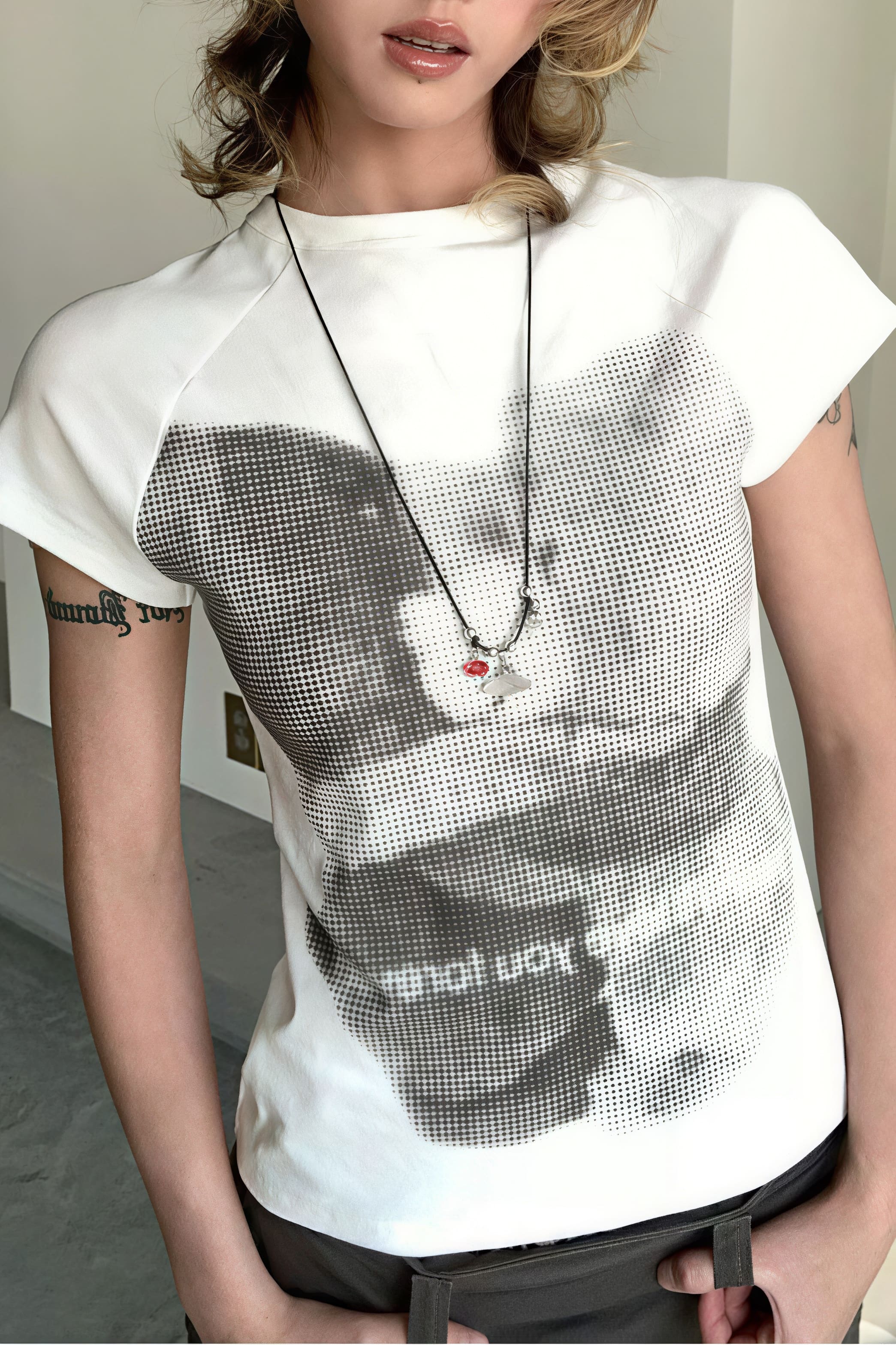 Bear Print Slim Cropped Cotton T-shirt