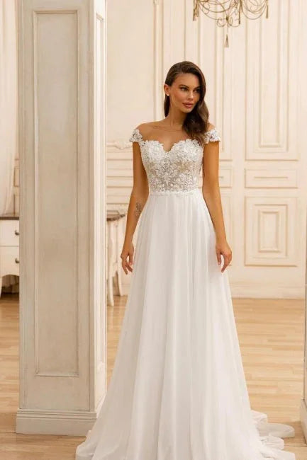 Elegant A-Line Lace Sweetheart Sleeveless Wedding Dresses With Appliques Ruffles