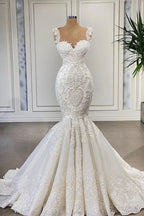Elegantes vestidos de novia largos estilo sirena con volantes y encaje, escote corazón