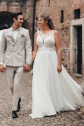 Elegantes langes weißes A-Linien-Hochzeitskleid aus Chiffon, ärmellos und rückenfrei