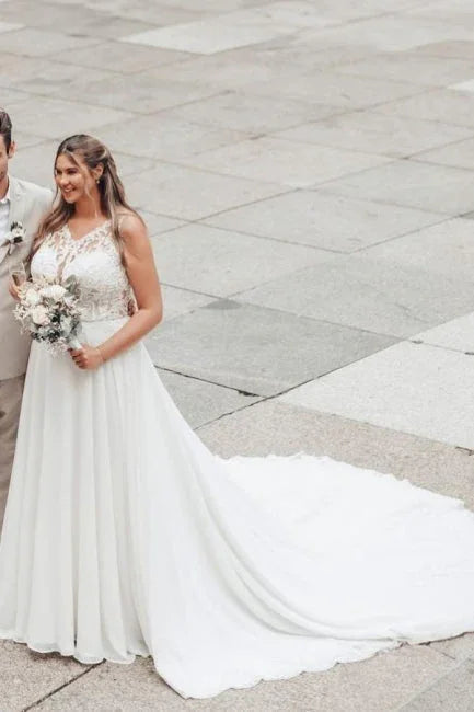 Elegantes langes weißes A-Linien-Hochzeitskleid aus Chiffon, ärmellos und rückenfrei
