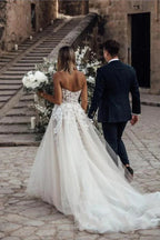 Elegante Prinzessinnen-Brautkleider in A-Linie mit Spitze 