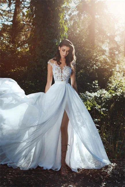 Elegante Brautkleider aus bodenlangem Chiffon und Spitze