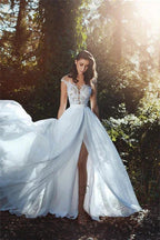 Elegante Brautkleider aus bodenlangem Chiffon und Spitze