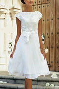 Elegantes weißes A-Linien-Chiffon-Brautkleid mit kurzen Ärmeln