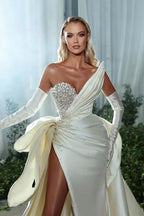 Elegant White V-neck Beading Sleeveless A-line Wedding Dress With Slit