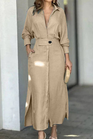Vestido midi de manga larga con escote en V, cinturón y bolsillos con botones 