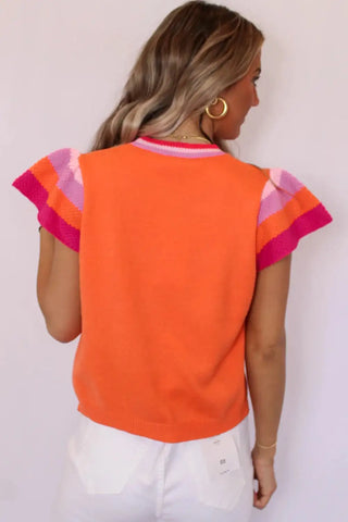Camiseta de punto con mangas onduladas de zanahoria 