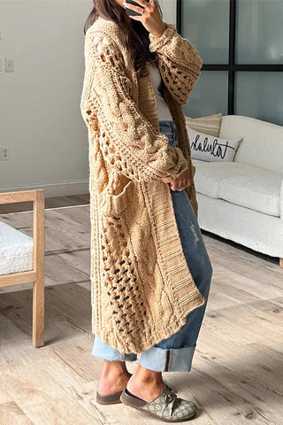 Oversize-Midi-Cardigan mit Zopfmuster und langen Ärmeln und Tasche 