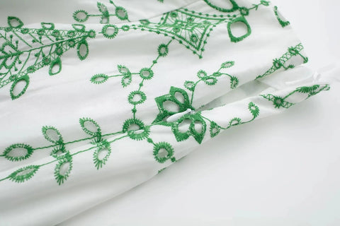 Traje de pantalón corto y blusa Eileen 