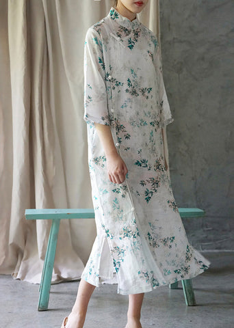Elegante vestido cheongsam de lino con cuello alto y abertura lateral con estampado blanco para verano 